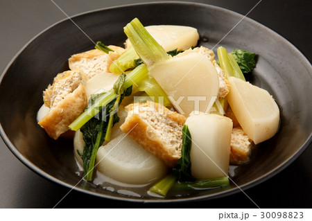 カブと油揚げの煮しめ カブと油揚げの煮しめ 30098823