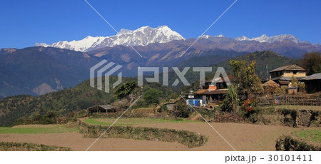 Scene on the way to Ghale Gaun 30101411