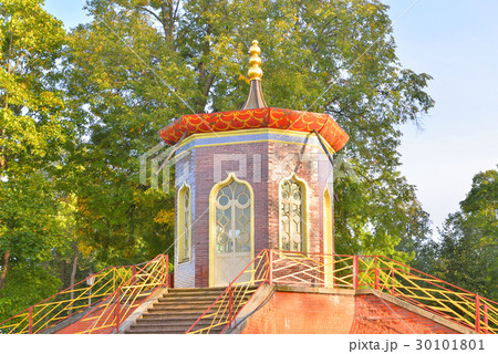 Tower of Cross Bridge in Tsarskoye Selo. 30101801