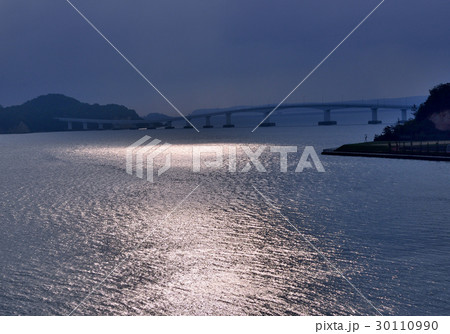 夜明けの和倉海岸 夜明けの和倉海岸 30110990