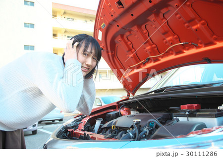 自動車トラブル 自動車トラブル 30111286