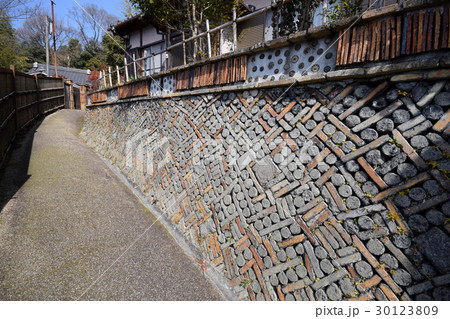 瀬戸市の景観・窯垣の小路 瀬戸市の景観・窯垣の小路 30123809