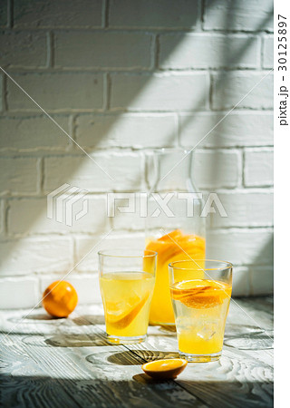 orange lemonade 30125897