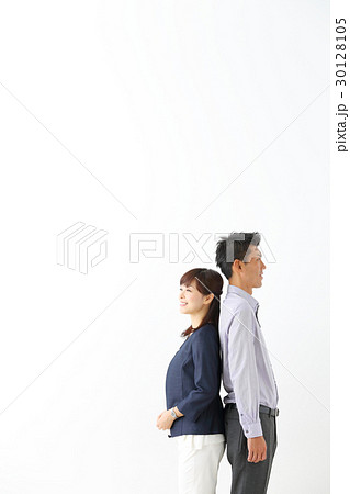 ミドル男性・女性　横顔 30128105
