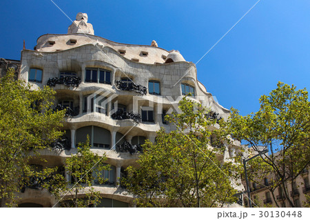 カサ・ミラ 30130448