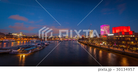London panorama after sunset 30134957