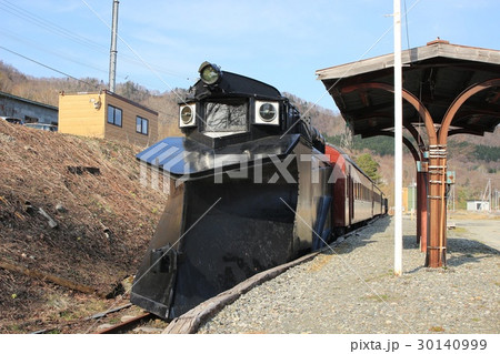 三菱石炭鉱業大夕張鉄道線、南大夕張駅に保存されている車両たち 30140999