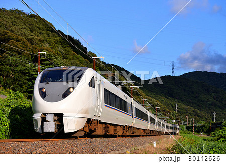 683系特急しらさぎ8両の写真素材 [30142626] - PIXTA