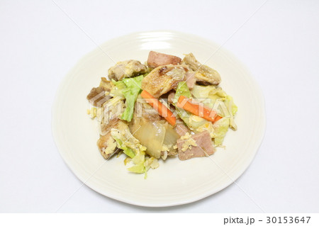 沖縄郷土料理　お麩チャンプルー　お麩と野菜の炒め物 30153647