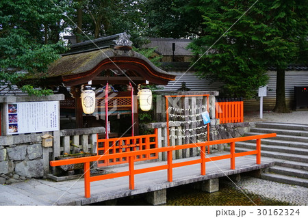 Beautiful Shimogamo Shrine in Kyoto 30162324