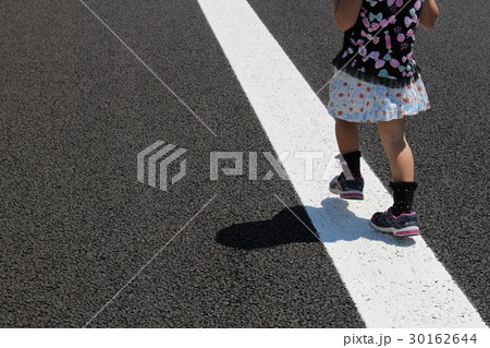 歩く 歩く 30162644