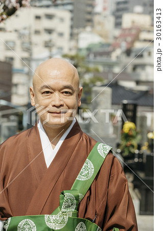 お墓参り 30163413