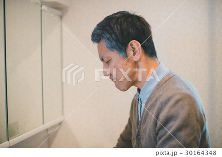 aged man 30164348