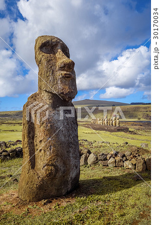 Moai statue, ahu Tongariki, easter island 30170034