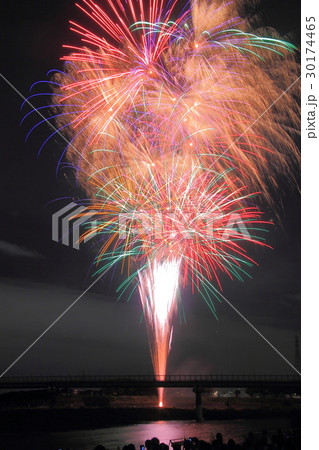 伊丹花火大会 兵庫県 伊丹市 の写真素材