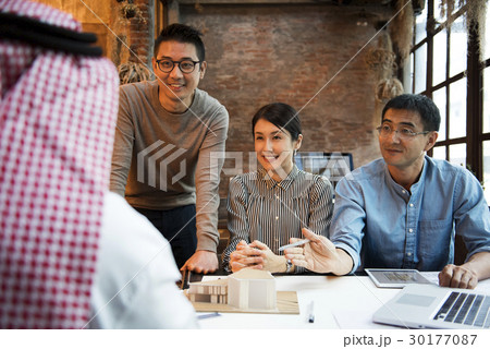 Working Job Career Casual Showing 30177087