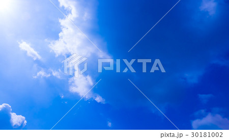 4月の空と雲(16:9) 4月の空と雲(16:9) 30181002
