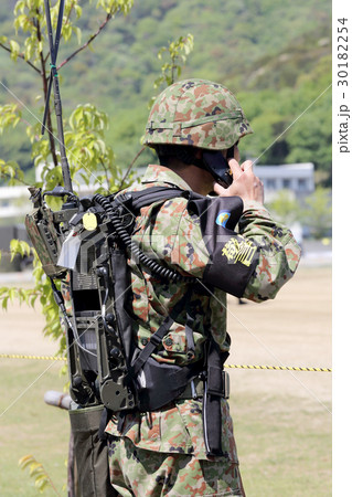 自衛隊員 30182254