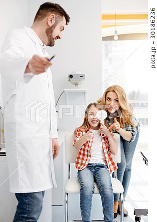 Charismatic vibrant girl glad seeing things 30186236