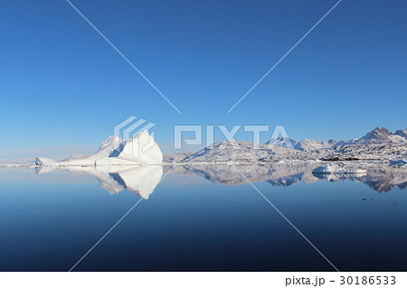 グリーンランドの流氷と海 グリーンランドの流氷と海 30186533