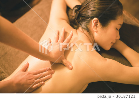 body care　撮影協力： 3BエステサロンLuki'A（麻布十番） 30187123