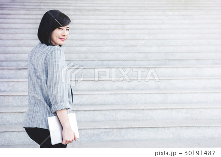 Soft focus of attractive business woman 30191487