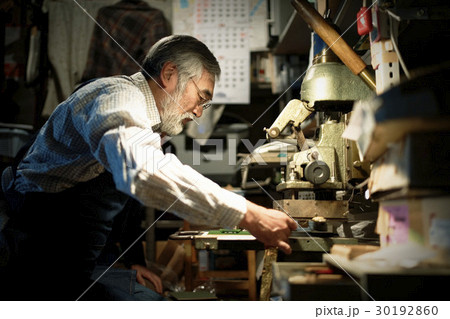 職人　男性 30192860