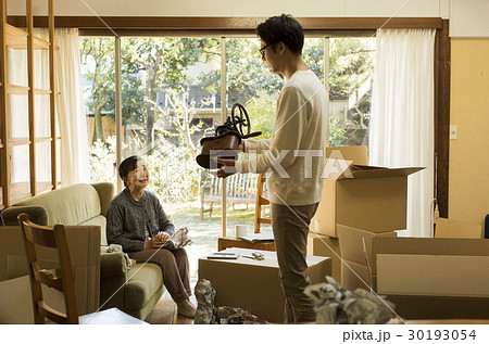 シニア　梱包　作業 30193054