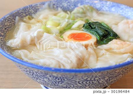 おいしいワンタン麺 おいしいワンタン麺 30196484