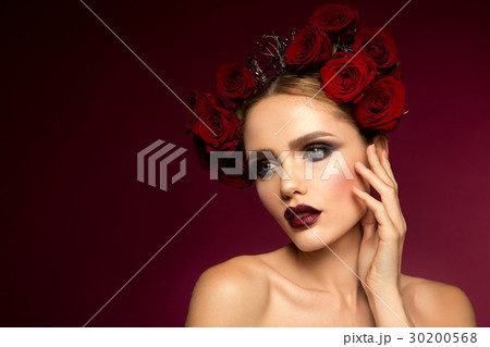 Beautiful girl. Spanish style. 30200568