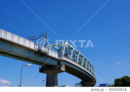鉄道橋 JR 夢の島橋梁 西側からカーブ先端まで 標準画角 鉄道橋 JR 夢の島橋梁 西側からカーブ先端まで 標準画角 30200858