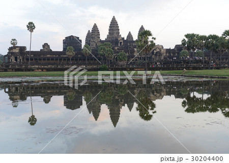 アンコールワット遺跡群 30204400