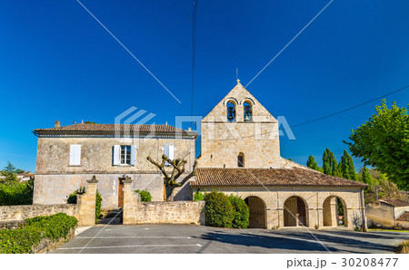 Church in Rauzan village in France 30208477