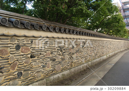 楽水園の博多塀 30209884