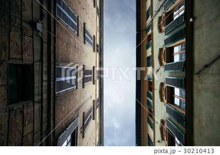 Siena street view 30210413