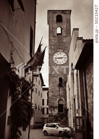 Lucca bell tower 30210427