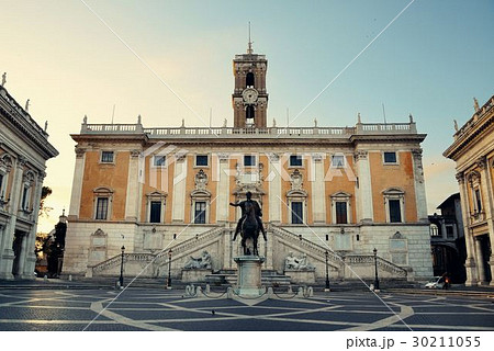 Piazza del Campidoglio Piazza del Campidoglio 30211055