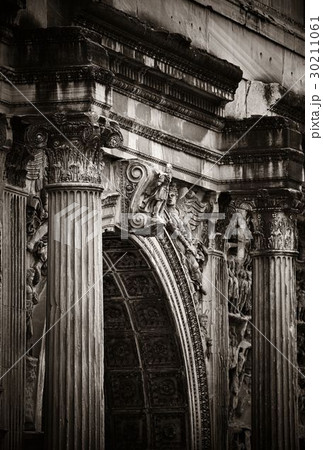 Rome Forum Archway 30211061