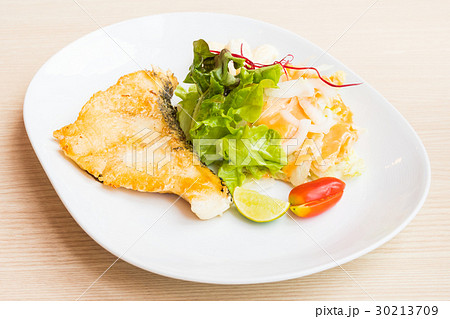 Fish steak 30213709