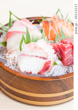 Sashimi 30215237