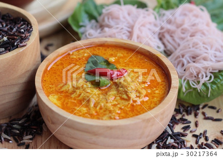 Thai curry with riceberry rice noodle . 30217364