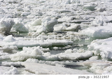 北海道の流氷 30221907