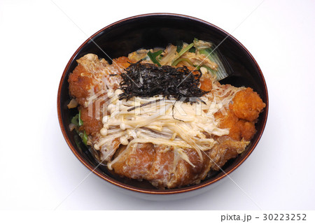 Tonkatsu donburi (Katsudon) , fried pork cutlet 30223252