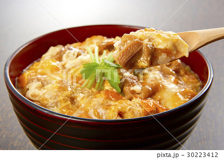 ふんわり卵のとろ〜り親子丼 ふんわり卵のとろ〜り親子丼 30223412