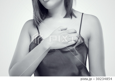 People scratch the itch with hand 30234854