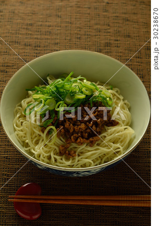 汁なし担担麺 汁なし担担麺 30238670