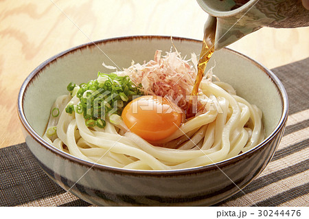 讃岐うどん 釜玉ぶっかけ 讃岐うどん 釜玉ぶっかけ 30244476