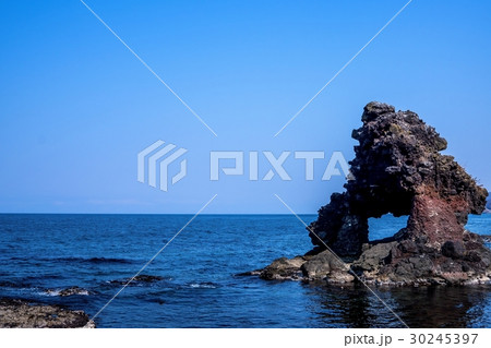 窓岩　（せたな町） 30245397