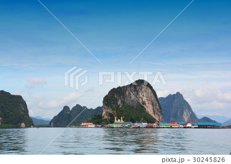 KOH PANYEE /  PANYEE ISLAND 30245826