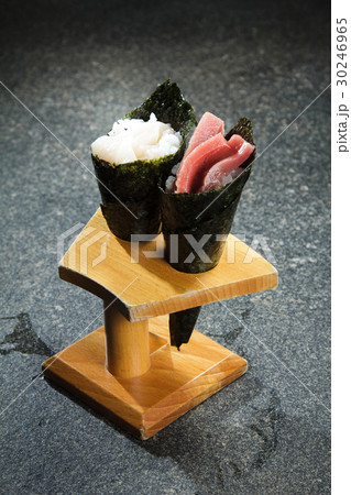 sushi roll sushi roll 30246965